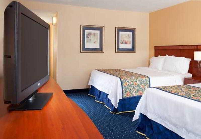 Courtyard By Marriott Cleveland Westlake Exteriér fotografie